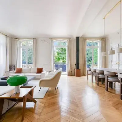 Prestigious Avenue Foch Apartment with Private Garden