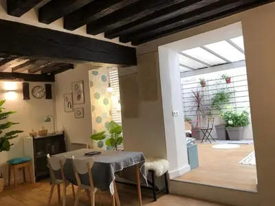 Coin salon dans l'établissement Duplex Charlot-lumineux