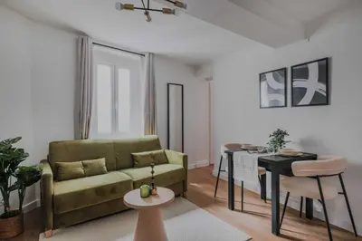 Plan de l'établissement Charming Flat - 1BR 4P - Voltaire Nation