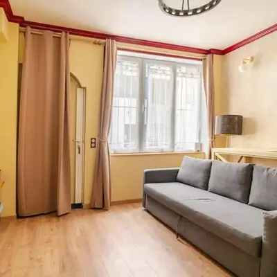 Renovated AC apartment 10 min to eiffel Tower