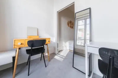 Plan de l'établissement Appartement Paisible Proximite des Halle - 4P