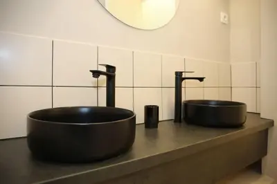Plan de l'établissement Studio fonctionnel tout equipe Batignolles - 2P