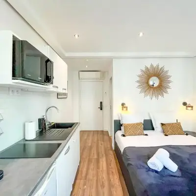 UrbanFlat 205 - Beautiful Studio in the center of Paris