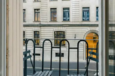 Balcon ou terrasse dans l'établissement 3P en plein centre de Paris Louvre