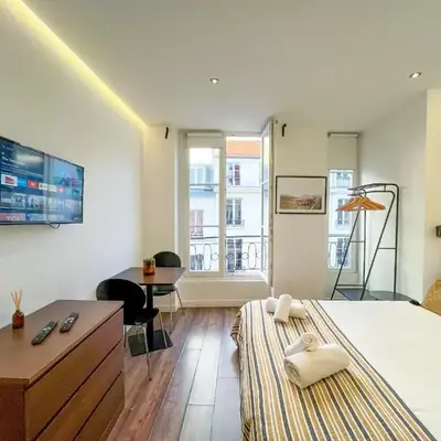 UrbanFlat 208 - Beautiful Studio in the center of Paris
