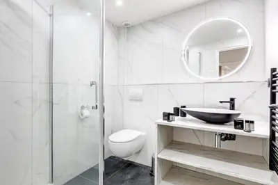 Salle de bains dans l'établissement Charming Duplex Apartment with AC near Picpus