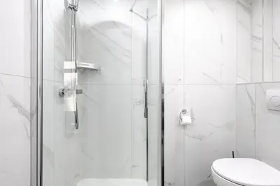 Salle de bains dans l'établissement Charming Duplex Apartment with AC near Picpus