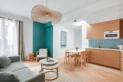 Cuisine ou kitchenette dans l'établissement Apartment 2 or 4 people Eiffel Tower and Invalides