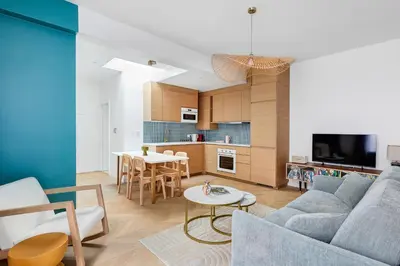 Cuisine ou kitchenette dans l'établissement Apartment 2 or 4 people Eiffel Tower and Invalides