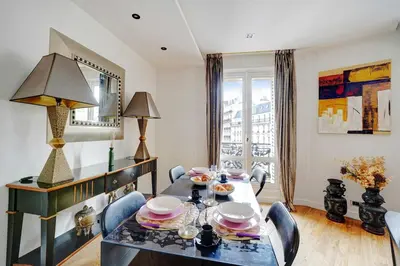 Plan de l'établissement Bright Spacious 2P – Eiffel Tower Auteuil