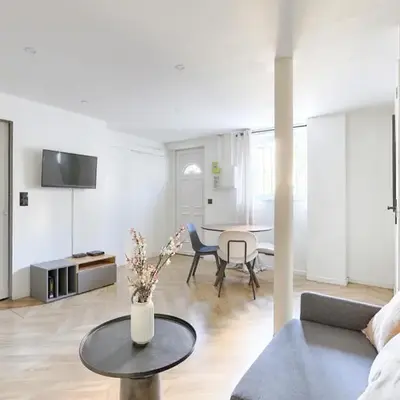 Charming apartment La Chapelle