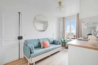 Coin salon dans l'établissement Bright apartment 1BDR 4P - Ivry-sur-Seine