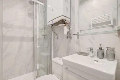 Salle de bains dans l'établissement Bright apartment 1BDR 4P - Ivry-sur-Seine
