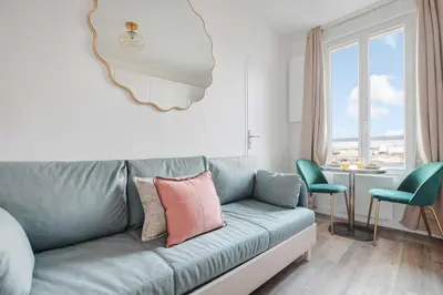 Coin salon dans l'établissement Bright apartment 1BDR 4P - Ivry-sur-Seine