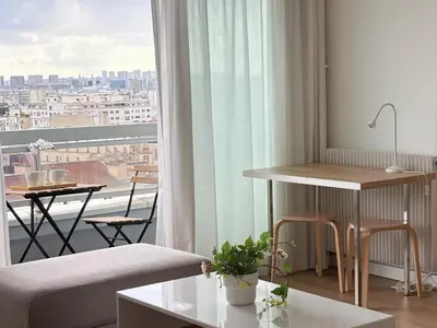 Plan de l'établissement Dans le 19ème de Paris avec vue sur toute la ville