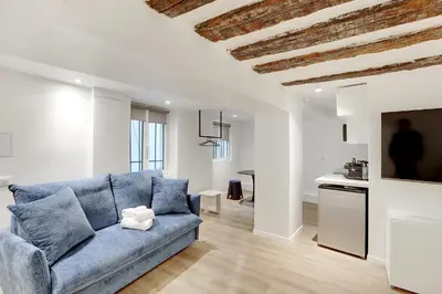Cuisine ou kitchenette dans l'établissement Studio chaleureux & équipé au centre de Paris