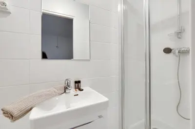 Salle de bains dans l'établissement Appartement cosy & central au cœur de Paris