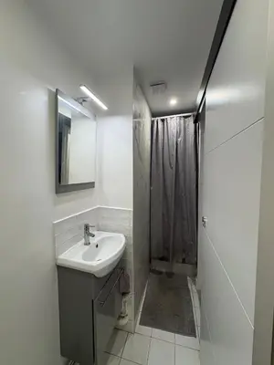 Salle de bains dans l'établissement Charmant studio au cœur du Marais Paris 3ᵉ