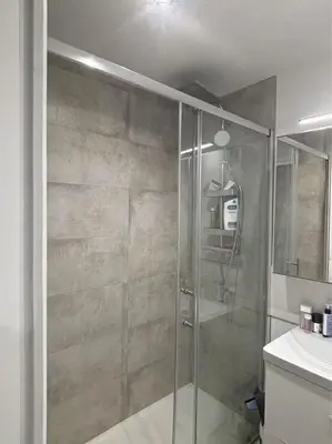 Salle de bains dans l'établissement Design & Quiet Apartment with Garden View, Paris Xeme