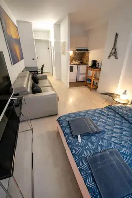 Cuisine ou kitchenette dans l'établissement Studio Kennedy 5 min à pied de la Tour Eiffel