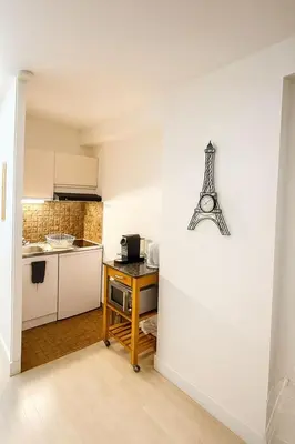 Cuisine ou kitchenette dans l'établissement Studio Kennedy 5 min à pied de la Tour Eiffel