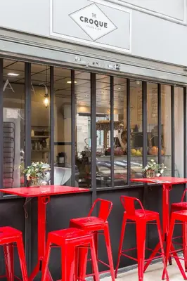 Restaurant ou autre lieu de restauration dans l'établissement Veeve - Footsteps from the Tuileries