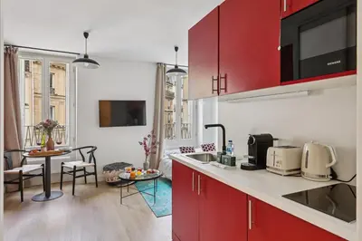 Cuisine ou kitchenette dans l'établissement Lavie Maison - Studio Batignolles & Montmartre