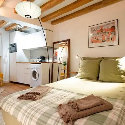 Charming Apartment in Notre-Dame