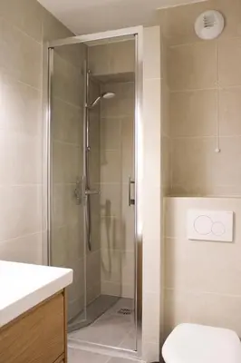 Salle de bains dans l'établissement Charming bright studio in the heart of Paris