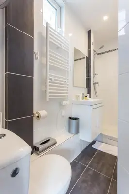 Salle de bains dans l'établissement Cosy studio - 2P - Malakoff Hauts-de-Seine