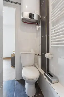 Salle de bains dans l'établissement Cosy studio - 2P - Malakoff Hauts-de-Seine