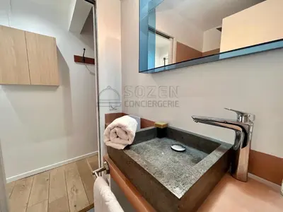 Salle de bains dans l'établissement Le Vintage - Paris 11