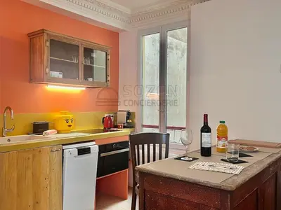 Cuisine ou kitchenette dans l'établissement Le Vintage - Paris 11