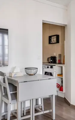 Cuisine ou kitchenette dans l'établissement Studio type chambre d'hôtel - Proche Gare de Lyon