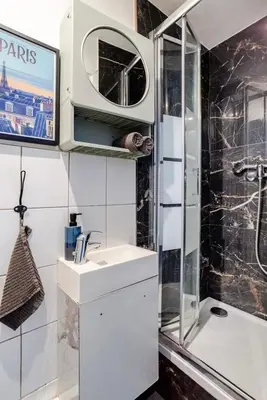 Salle de bains dans l'établissement Studio type chambre d'hôtel - Proche Gare de Lyon