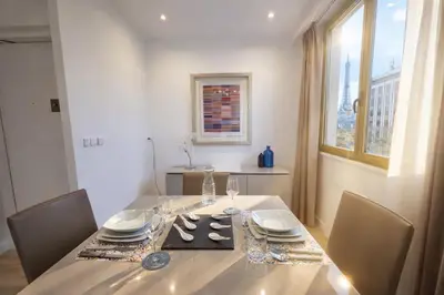 Plan de l'établissement Luxury Paris Apt, Eiffel View, Golden Triangle