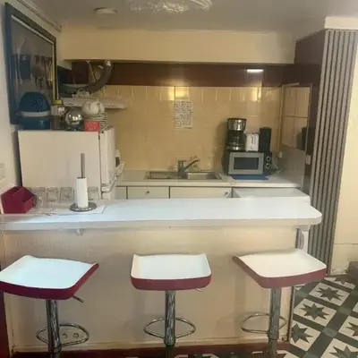 Location partie basse souplex à Gare du nord
