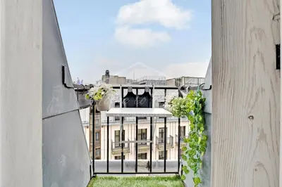 Balcon ou terrasse dans l'établissement Studio Paris Centre avec Vue & Balcon