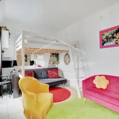 Studio Paris Centre avec Vue & Balcon