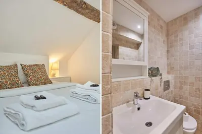 Salle de bains dans l'établissement Charming apartment Center of Paris with terrace