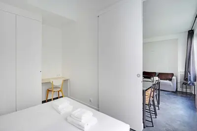 Un ou plusieurs lits dans un hébergement de l'établissement Superb apartment -1BR 2P - Sentier