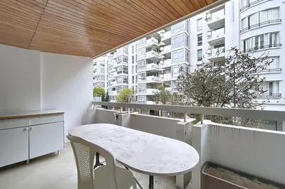 Balcon ou terrasse dans l'établissement Studio 30 m avec balcon proche Roland Garros