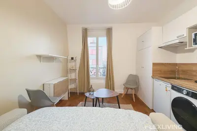 Plan de l'établissement Beau studio au cœur des cafés parisiens