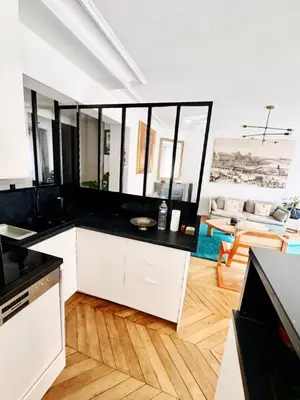 Coin salon dans l'établissement Effeil Tower Luxury Apartment Trocadéro -2 bedrooms