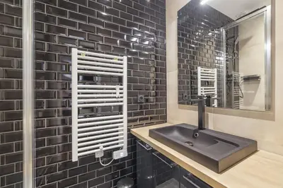 Salle de bains dans l'établissement Quinte Flush
