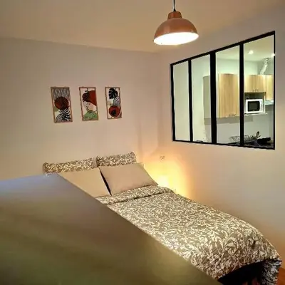 Cosy Montmartre Apartment