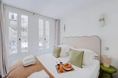 Un ou plusieurs lits dans un hébergement de l'établissement Amazing apartment - Saint Germain des Pres