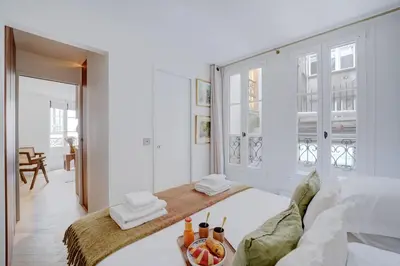 Un ou plusieurs lits dans un hébergement de l'établissement Amazing apartment - Saint Germain des Pres