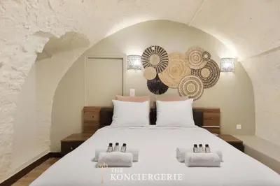 Un ou plusieurs lits dans un hébergement de l'établissement Elegant pied a terre proche de republique