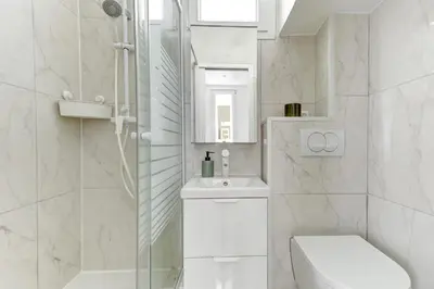 Salle de bains dans l'établissement BnBNova - 1BR - Eiffel Tower & Champ de Mars